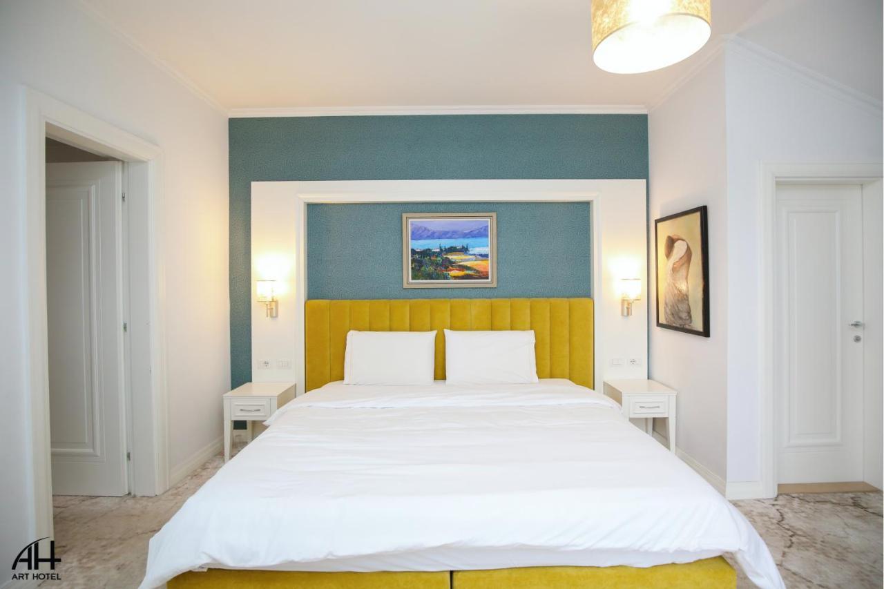 Art Hotel Тирана Екстериор снимка