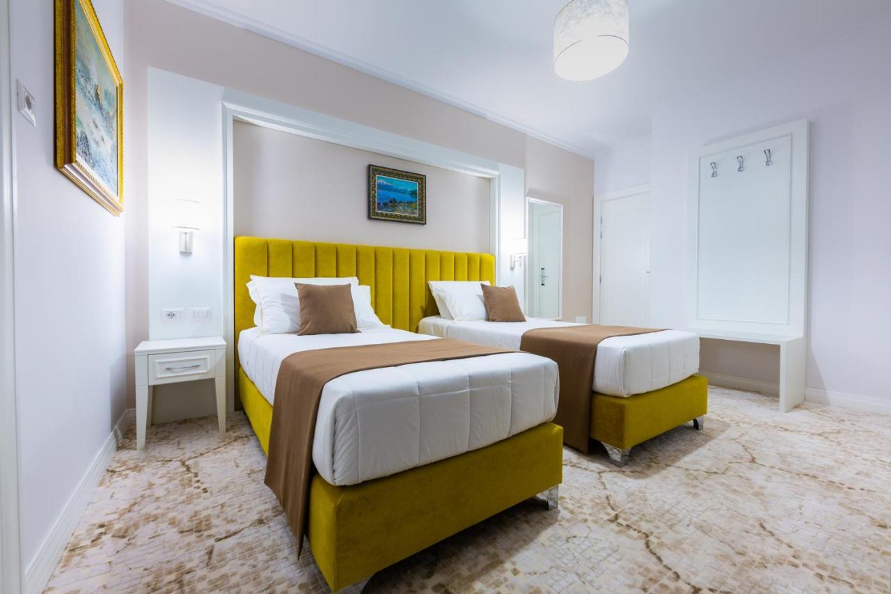 Art Hotel Тирана Екстериор снимка