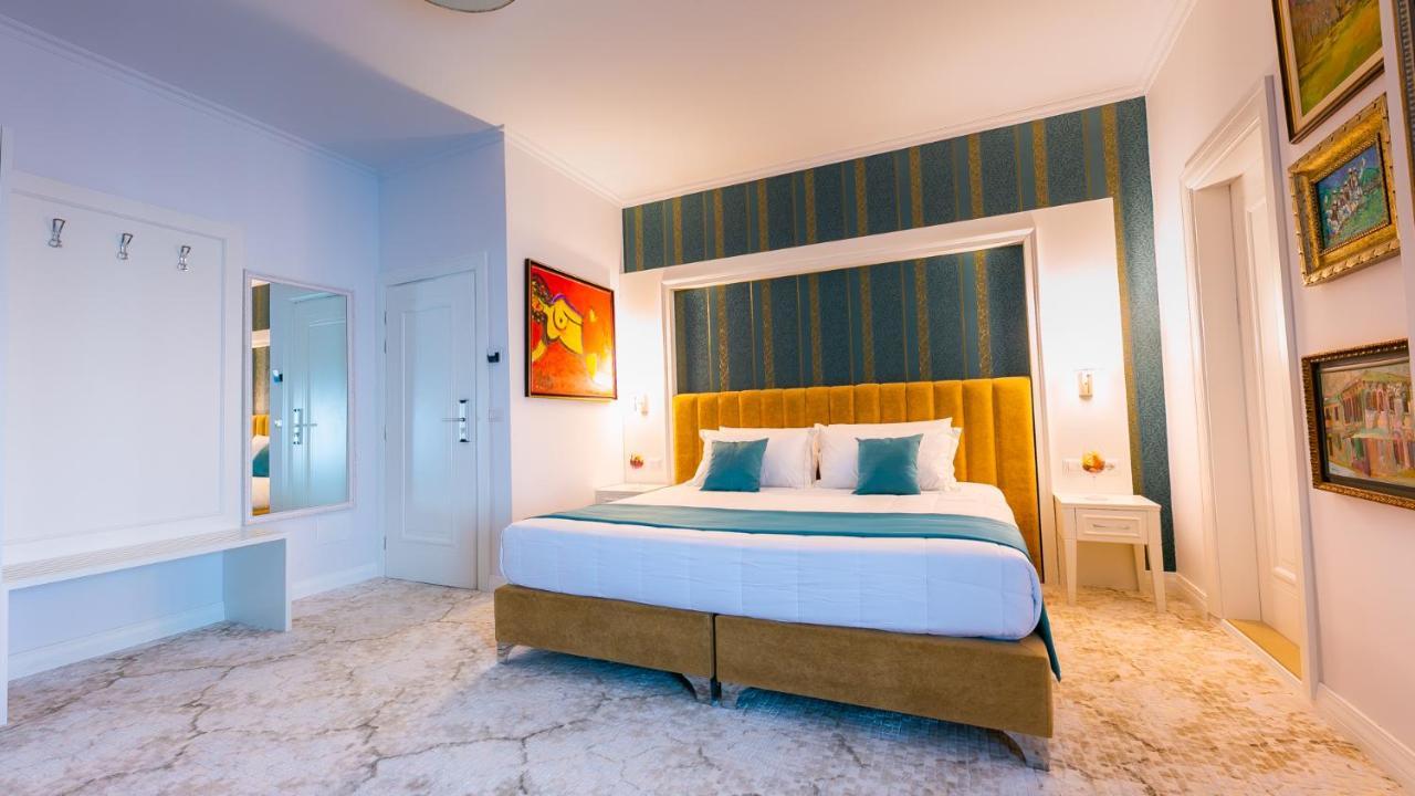 Art Hotel Тирана Екстериор снимка