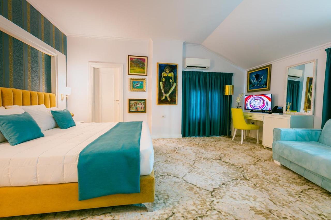 Art Hotel Тирана Екстериор снимка