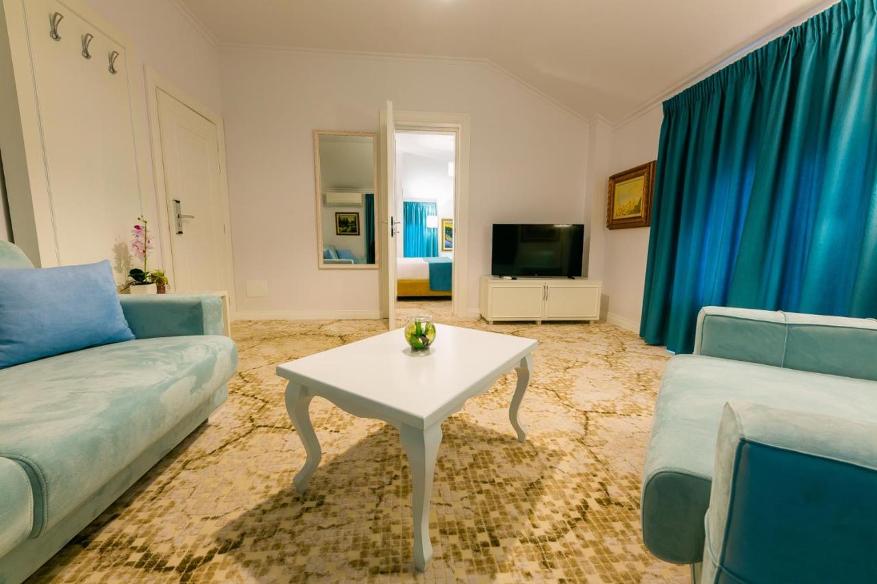 Art Hotel Тирана Екстериор снимка