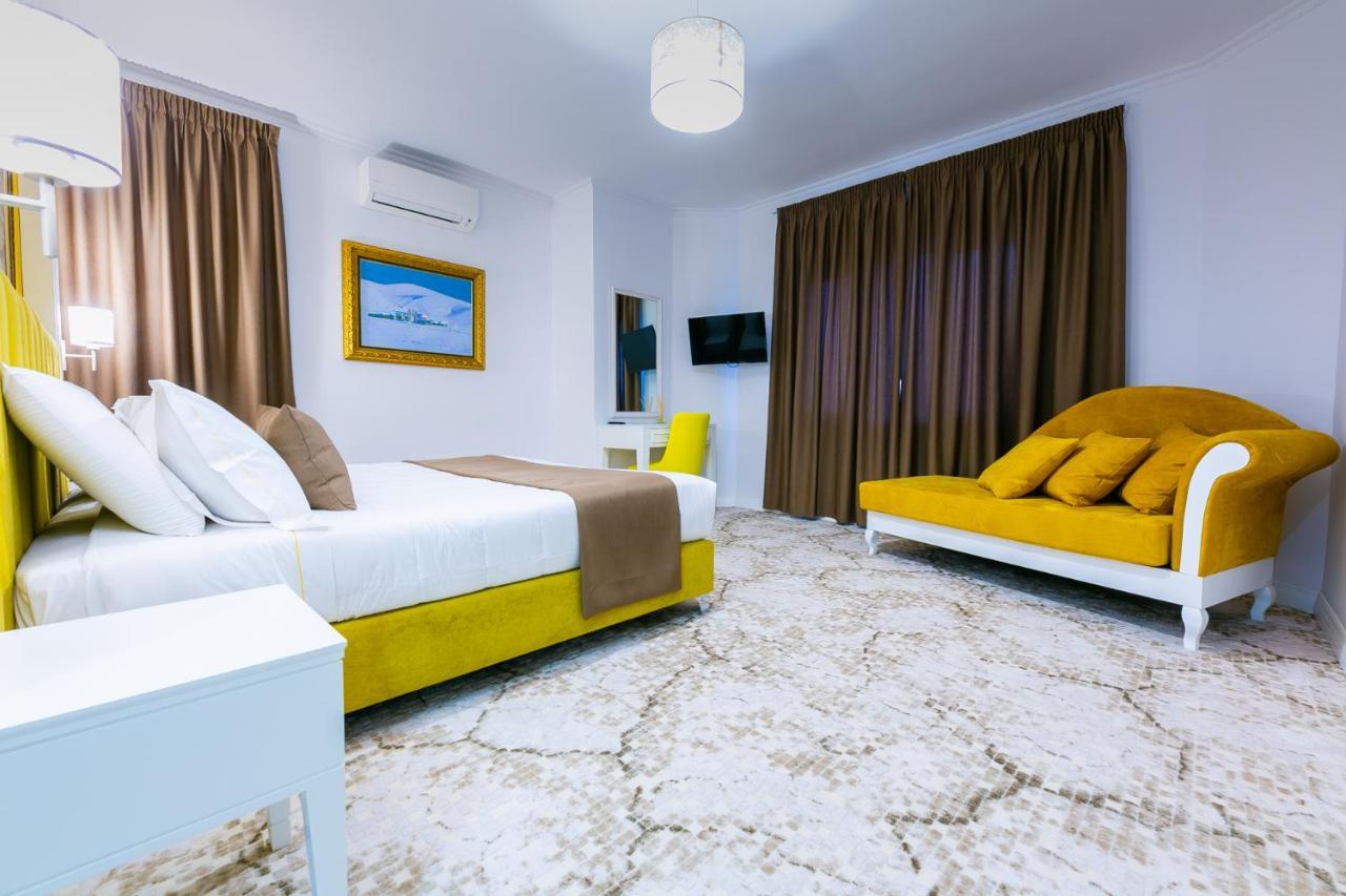 Art Hotel Тирана Екстериор снимка